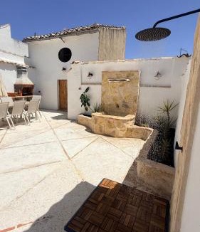 Arjona House | La Casa del Rey Alhamar