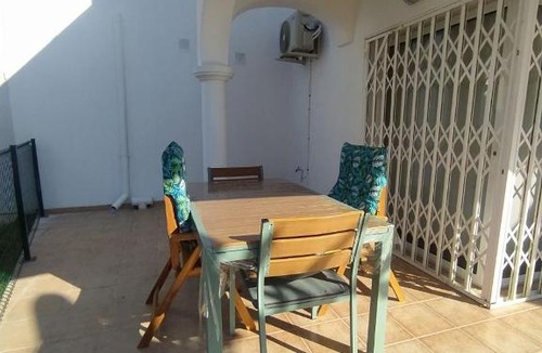 Pulpi House | La Casa de las Tejas Verdes