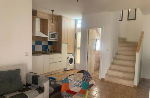 Pulpi House | La Casa de las Tejas Verdes