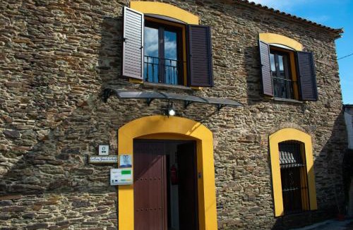 La Codosera House | La Casa Grande de Adolfo