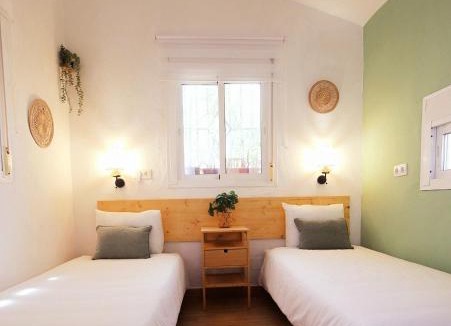 Urbanizacion Pinos Verdes Apartment | La Casita Andaluz Marbella 10min Beach Walk
