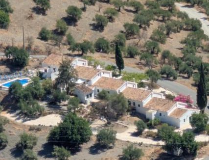 El Chorro House | La Casita Blanca- La Almona Chica