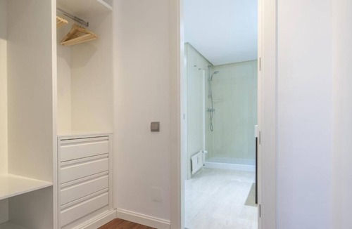 Cotos House | La Castellana - Plaza Catilla III
