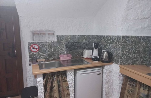 Huescar Apartment | La Cierva cave house
