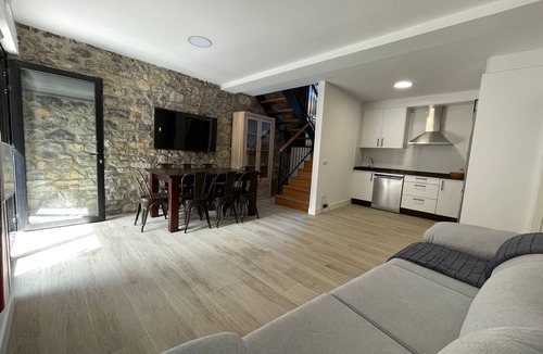 Puente Nuevo Cottage | La Corte Village House (La Corrolada de Ana IV). Located in Debodes (Llanes).