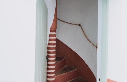 Carmona Apartment | LA COVACHA DEL PINTOR