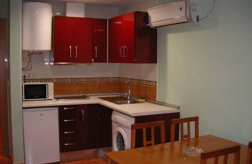 Pinos Genil Apartment | LA DUQUESA TOURIST APARTMENTS