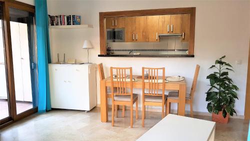 San Luis de Sabinillas Apartment | LA FLORIDA