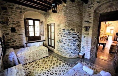Cazalla De La Sierra Cottage | La Garza Real