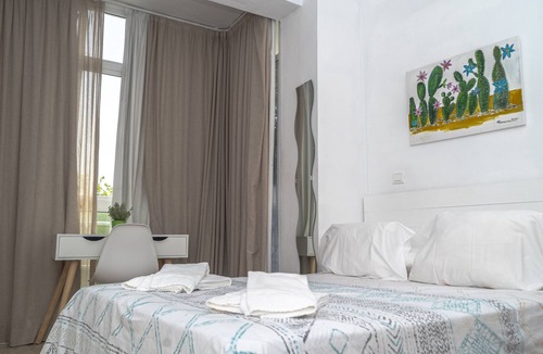 Pedregalejo Hostel | La Moraga De Poniente Málaga Hostel