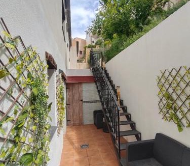 Canar House | La Moralea