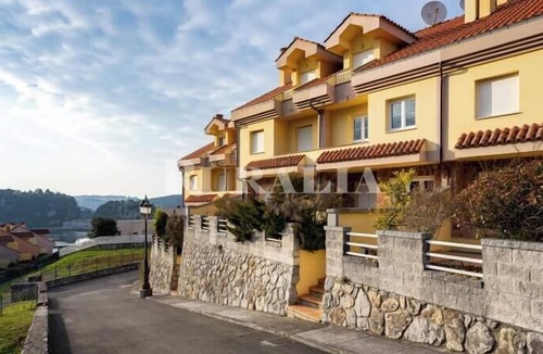 Ribadesella House | La Nogalera B4 - chalet with sea views in Ribadesella, Northern Spain