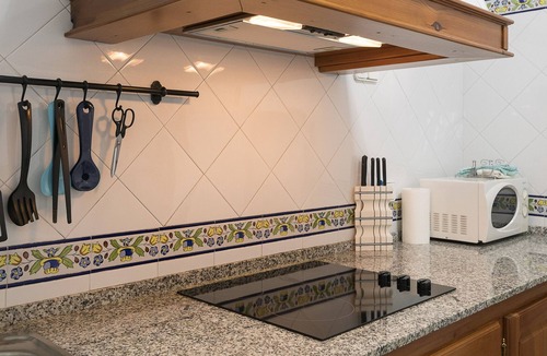 Paterna de Rivera House | LA PARRADA - Lovely apartment with free WiFi.
