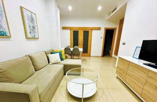 Central District Apartment | La Perla Reyes Catolicos Living: Standard Apartment