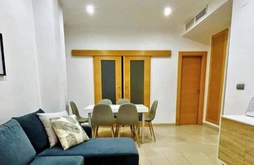 Centro - Sagrario Apartment | La Perla Reyes Catolicos Living: Standard Apartment