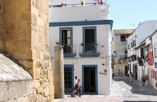La Catedral House | La Piquera Hostal