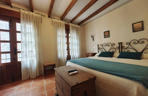 Castillo de Bayuela House | La Posada de Bayuela