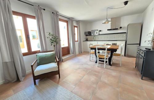 Perales de Tajuna House | La Rinconada de Perales