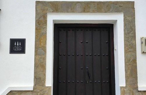 Villaluenga del Rosario Apartment | La Sima Rural Tourist Housing