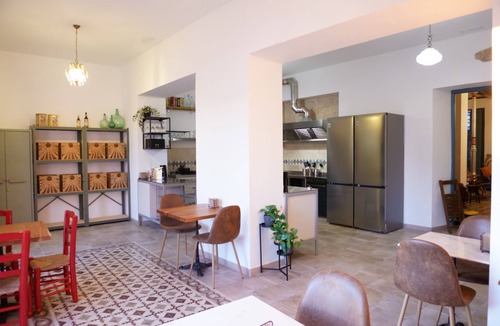 Competa House | La Tienda Nueva