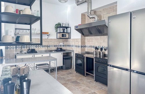 Competa House | La Tienda Nueva