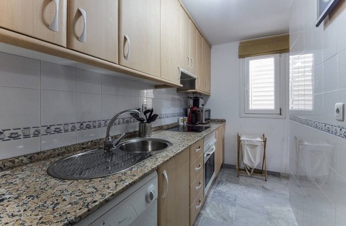 Cadiz Apartment | La VICTORIA Home free parking by Cadiz4Rentals