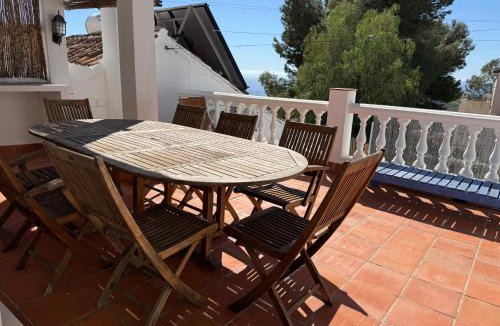 Velez-Malaga Villa | La Villa de la piscina Privada & Chimenea Chilches pueblo