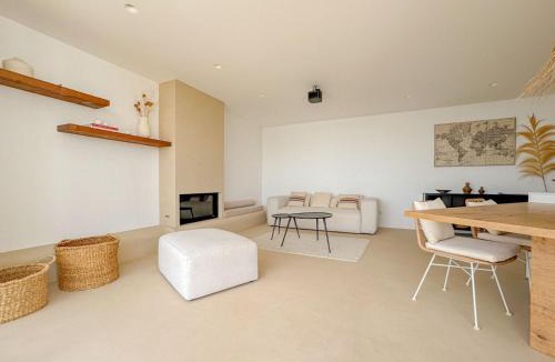 San Diego Villa | La Villa Pura Vida San Diego - Luxury Villa with Wonderful Sea View - Direct walking access to beach! 5 min from Sotogrande