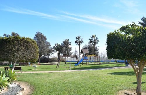 Almerimar Apartment | Lago De Almerimar Three Bedroom Beach Front Apartment