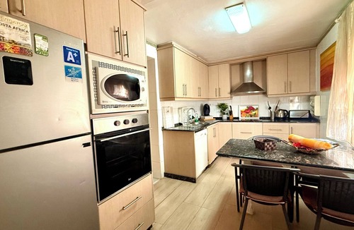 Aguadulce House | LARGE BEACH HOUSE FOR 10 - TERRACE - Air Conditioning- Wifi and steps from everything