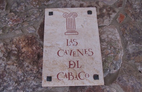 El Cabaco Hostel | Las Cavenes del Cabaco Double Room