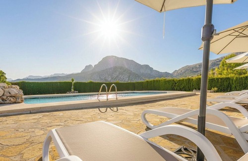 Alfarnatejo Villa | Las Monjas - Camara Periana by Ruralidays