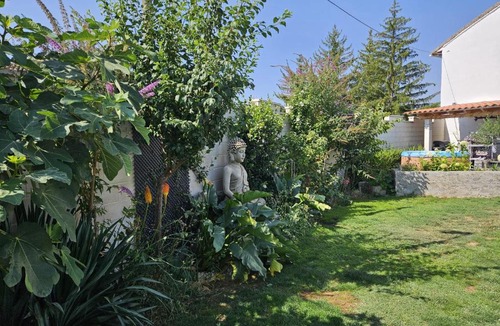 Villasabariego Apartment | Lavanda Natur León3 Apartment 5 Pers