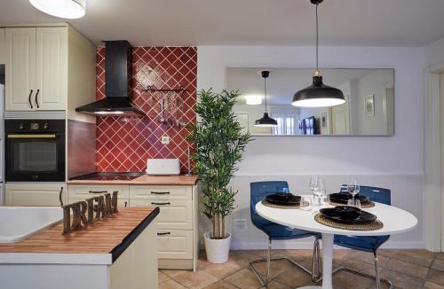 Justicia Apartment | LEEWAYS APARTMENT I in SAN LORENZO