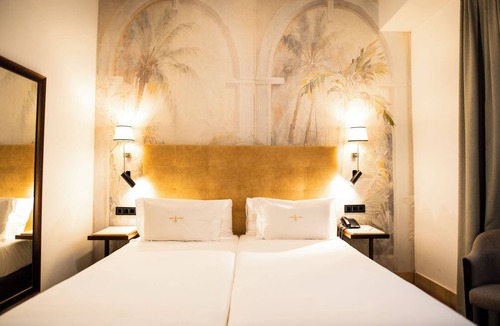 Santa Cruz Hotel | Legado Alcázar Hotel