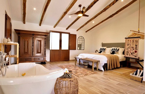 Santa Cruz del Comercio Bed & Breakfast | Lemon Tree Retreat at El Amparo