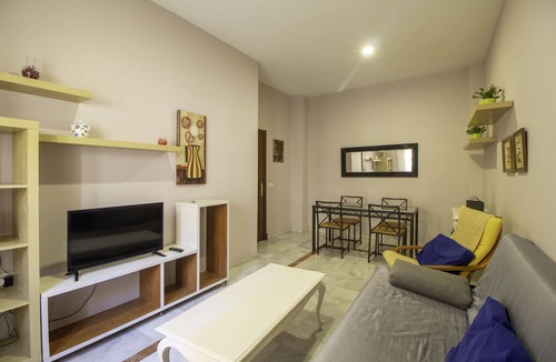 San Fernando Apartment | Lightbooking Mazarredo San Fernando
