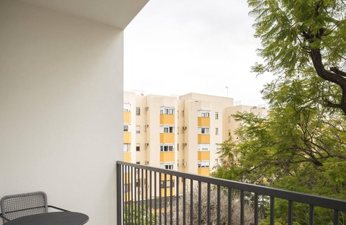 Bami Apartment | limehome Sevilla Torcuato L. d. Tena | Superior