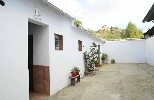 Pruna House | Live Casa Rural La Fábrica OLVERA, GREAT SWIMMING POOL