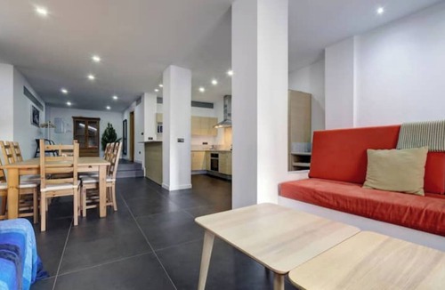 Ronda House | Live Ronda Like Never Before-4-Suite Home with Iconic Views of El Tajo Bridge