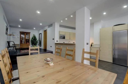 Ronda House | Live Ronda Like Never Before-4-Suite Home with Iconic Views of El Tajo Bridge