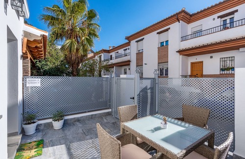 Melegis Apartment | Loft A'ca La Puri en Melegís with Private Terrace, Wi-Fi, and Air Conditioning