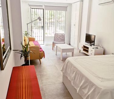 La Trinidad Apartment | Loft con vistas a la piscina