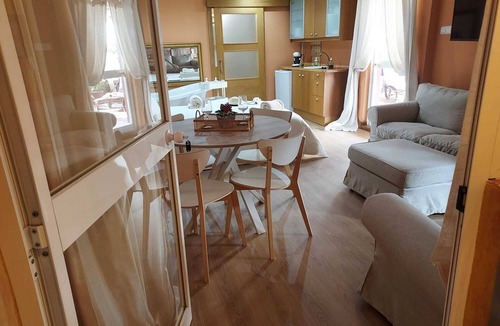 Ecija House | Loft for rent in Casa de las Violetas with terrace and mini kitchen