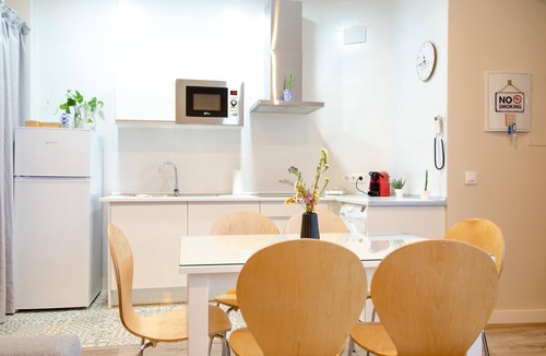 Cercadilla-Medina Azahara Apartment | LOFT FRESIA CORDOBA STATION