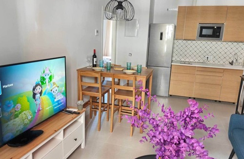 San Roque Apartment | Lope (Pinillos), apartment in historic building in San Roque neighborhood.