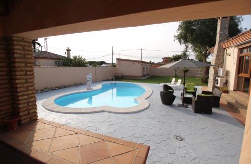 Chiclana de la Frontera Ski Chalet | LOS ALMENDROS