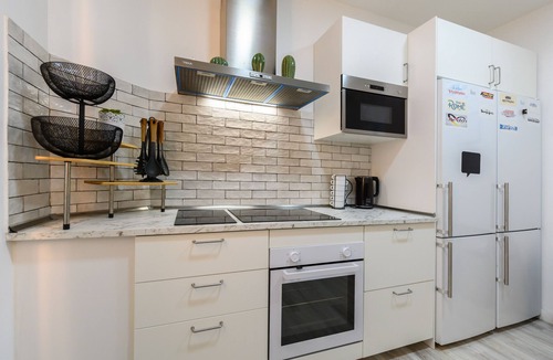 Centro Bed & Breakfast | Los Ángeles: room with comfort and shared areas Gran Vía-Madrid