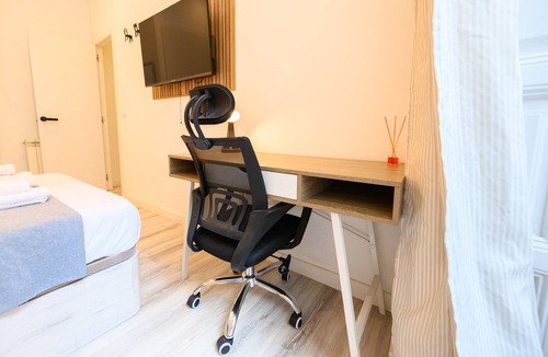 Centro Bed & Breakfast | Los Ángeles: room with comfort and shared areas Gran Vía-Madrid