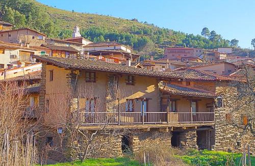 Robledillo de Gata House | Los Balcones del Río
